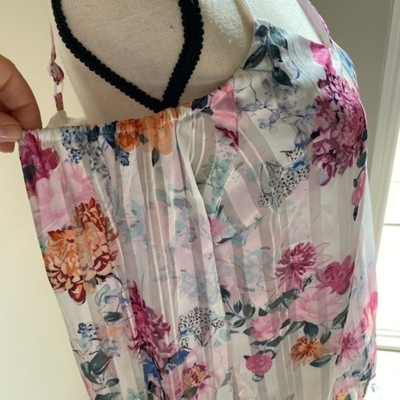 INC Floral Cold Shoulder Pleated Blouse Size XS - Picture 3 of 7